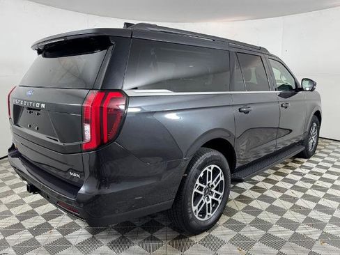 Certified 2025 Ford Expedition Max Active RWD image 3