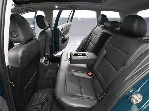 Used 2019 Volkswagen Golf Alltrack S AWD/4WD image 39