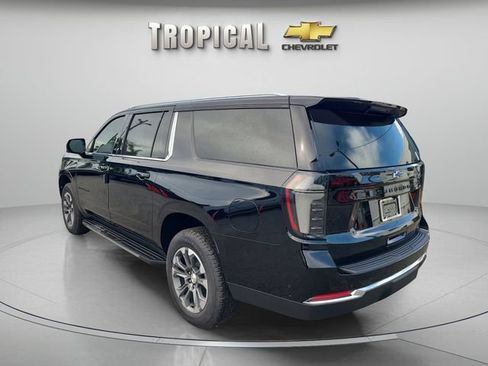 New 2026 Chevrolet Suburban LT w/ Comfort Package RWD image 3