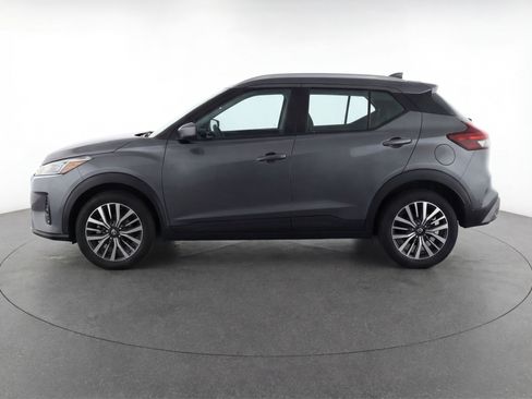 Used 2024 Nissan Kicks SV FWD image 5