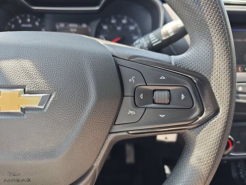 Used 2023 Chevrolet TrailBlazer LS FWD image 20