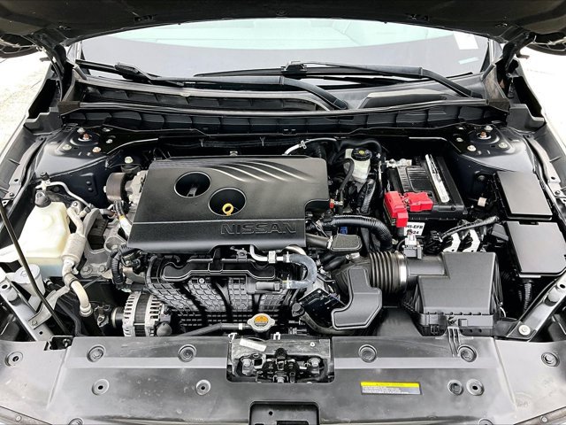 Used 2019 Nissan Altima 2.5 SR FWD image 11