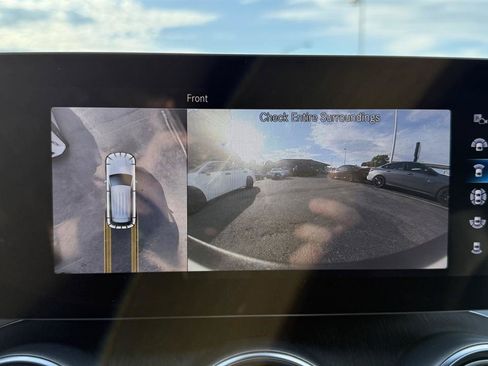 Used 2022 Mercedes-Benz GLC 300 4MATIC image 60