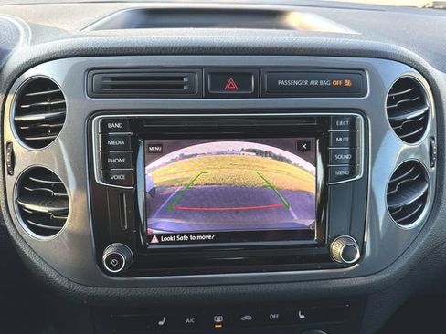 Used 2017 Volkswagen Tiguan S AWD/4WD image 14