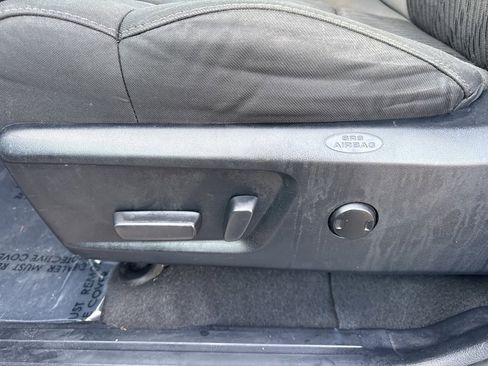 Used 2014 Toyota Tundra SR5 image 18