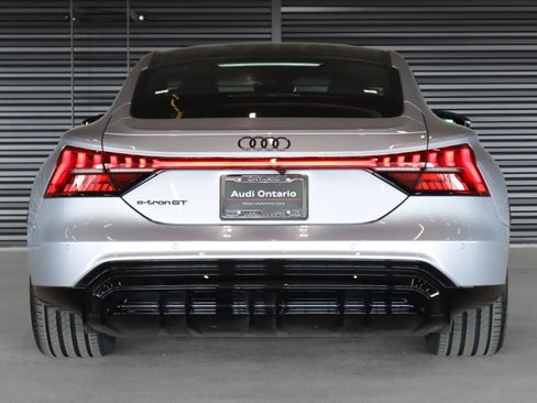 Used 2024 Audi e-tron GT Prestige w/ Prestige Package image 14