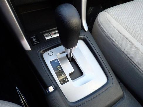 Used 2018 Subaru Forester 2.5i Premium image 17