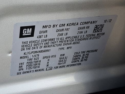 Used 2022 Chevrolet Trax LT w/ LT Convenience Package image 29