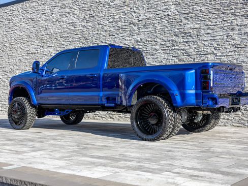 Used 2026 Ford F450 Platinum w/ Platinum Plus Package image 13