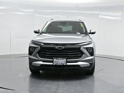 New 2025 Chevrolet TrailBlazer LT w/ Convenience Package FWD image 37