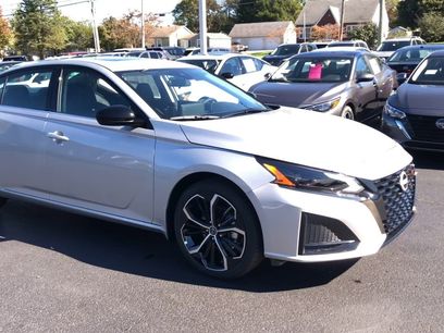 New 2025 Nissan Altima 2.5 SR w/ SR Premium Package