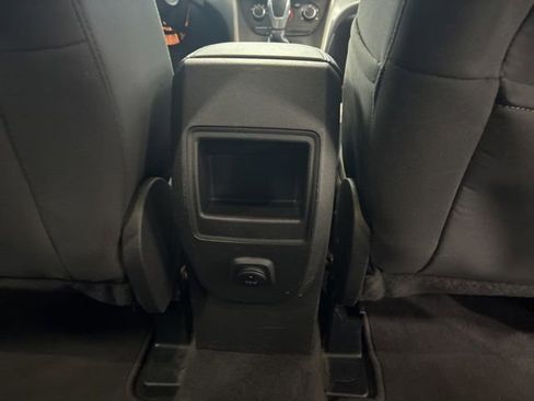 Used 2015 Ford Escape SE AWD/4WD image 27