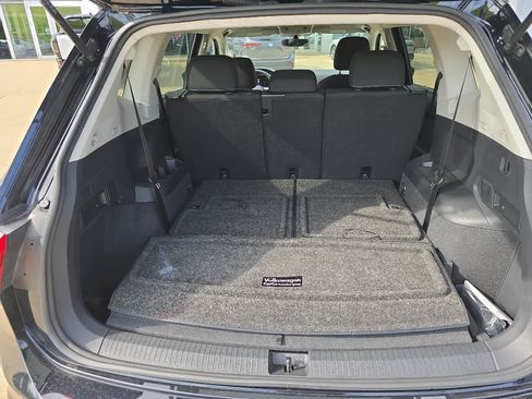Used 2023 Volkswagen Tiguan S FWD image 13
