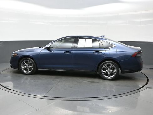Used 2025 Honda Accord EX-L image 3