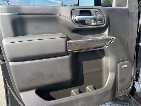 Used 2023 Chevrolet Silverado 2500 LTZ image 10