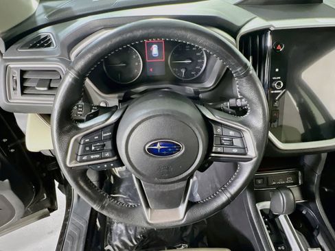 Used 2023 Subaru Ascent Limited w/ Technology Package AWD/4WD image 11