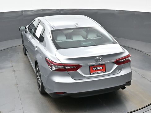 Used 2023 Toyota Camry XLE w/ Cold Weather Package image 40