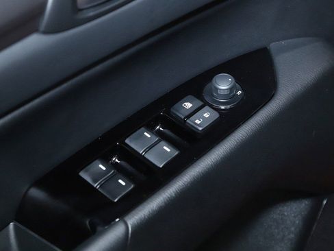 Certified 2025 MAZDA CX-5 AWD 2.5 S w/ Preferred Package image 16