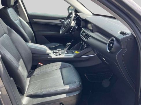 Used 2018 Alfa Romeo Stelvio Sport w/ Quick Order Package 22J Sport image 3