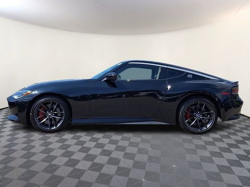 Used 2024 Nissan Z Performance w/ Floor Mat Package RWD image 8