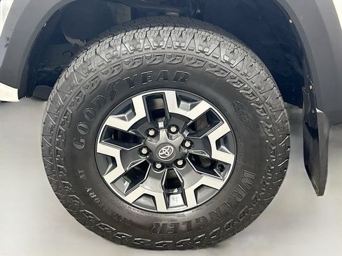 Used 2023 Toyota Tacoma TRD Off-Road AWD/4WD image 26