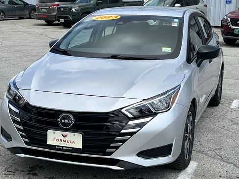 Used 2023 Nissan Versa S w/ S Plus Package FWD image 3