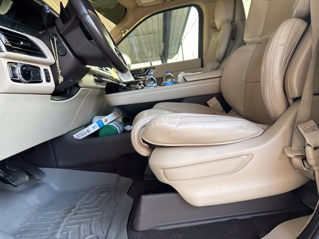 Used 2020 Lincoln Navigator Reserve w/ Luxury Package AWD/4WD image 6