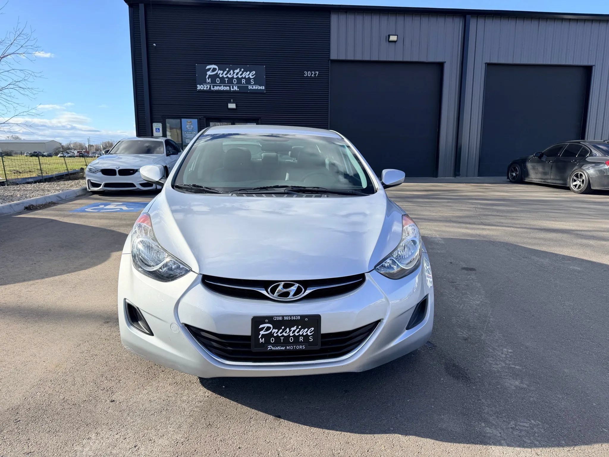 Used 2013 Hyundai Elantra GLS FWD image 2
