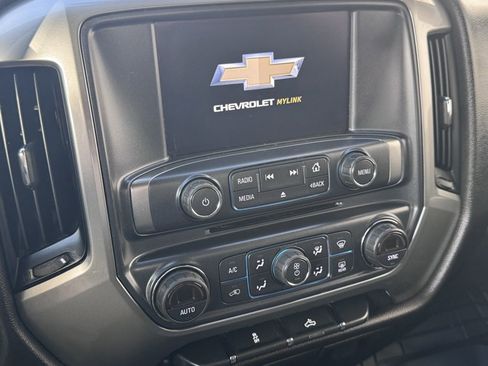 Used 2018 Chevrolet Silverado 1500 LT w/ All Star Edition image 27