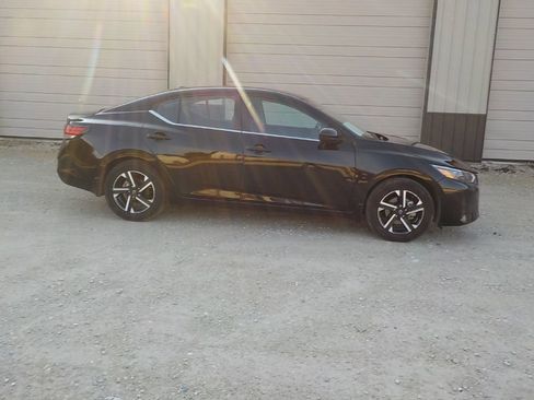 Used 2025 Nissan Sentra SV w/ All-Weather Package image 4