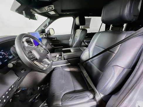 Certified 2023 Toyota Sequoia Platinum AWD/4WD image 18