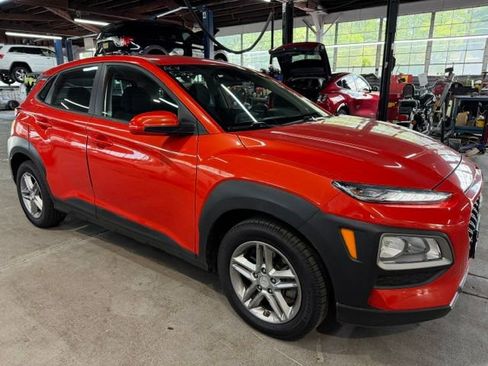 Used 2019 Hyundai Kona SE AWD/4WD image 5