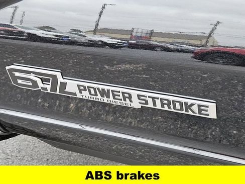 New 2026 Ford F250 Lariat w/ FX4 Off-Road Package image 13