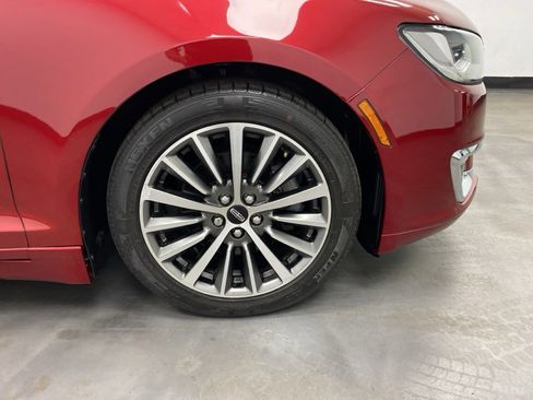 Used 2017 Lincoln MKZ Select w/ Select Plus Package image 16