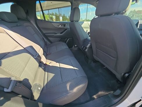 Used 2026 Chevrolet Equinox LT AWD/4WD image 16