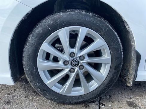 Used 2023 Toyota Camry SE image 20