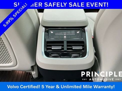 Certified 2023 Volvo XC90 B5 Plus AWD/4WD image 36