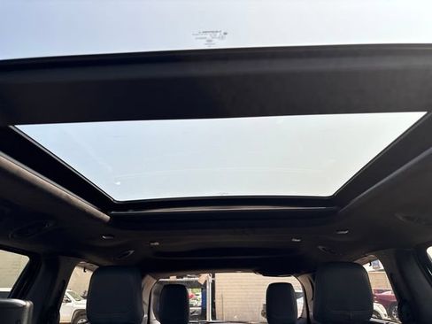 New 2027 Chrysler Pacifica Pinnacle AWD/4WD image 15