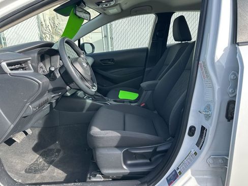 Used 2023 Toyota Corolla LE image 8