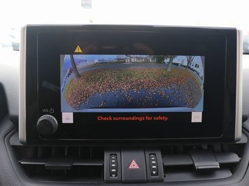 Used 2024 Toyota RAV4 Adventure image 22