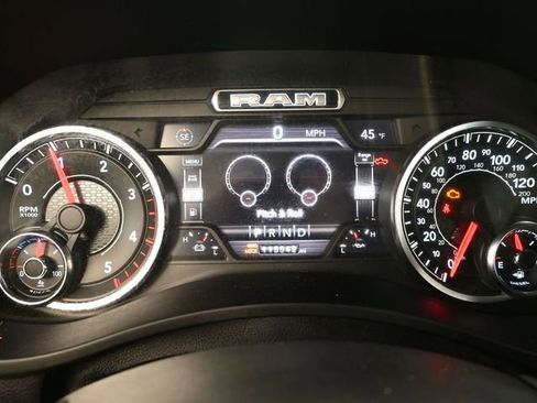 Used 2021 RAM 3500 Big Horn w/ Level B Equipment Group AWD/4WD image 26