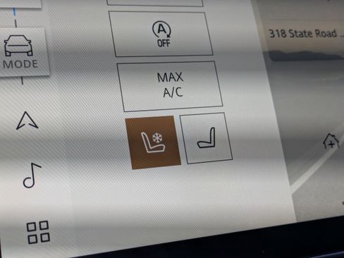 Used 2026 Land Rover Range Rover Sport SE image 30