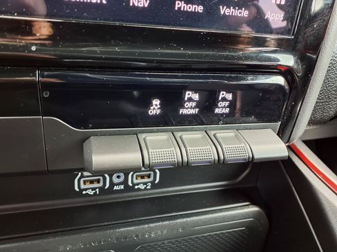 Used 2025 RAM 1500 Rebel w/ Rebel Level 1 Equipment Group AWD/4WD image 9
