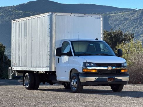 New 2025 Chevrolet Express 3500 w/ Power Convenience Package image 2