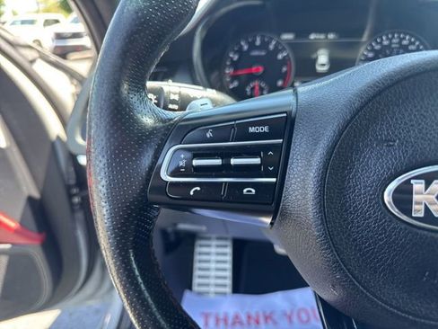 Used 2019 Kia Stinger GT1 AWD/4WD image 17