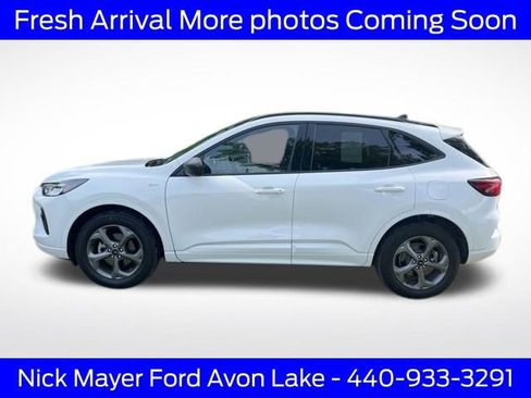 Used 2023 Ford Escape ST-Line w/ Tech Pack #1 AWD/4WD image 3