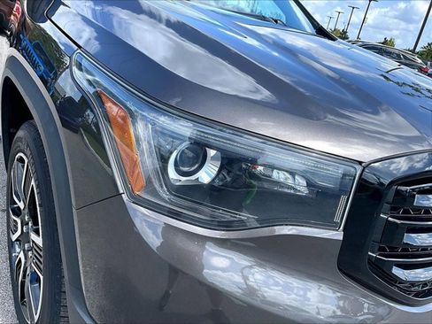 Used 2019 GMC Acadia SLT w/ Black Edition image 28