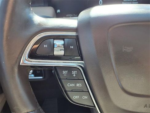 Certified 2022 Lincoln Nautilus Reserve w/ Monochromatic Package image 14