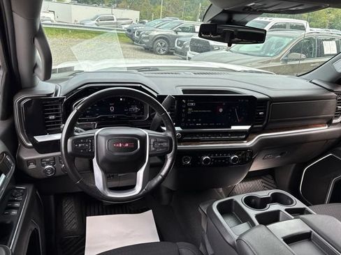 Used 2022 GMC Sierra 1500 Elevation AWD/4WD image 11