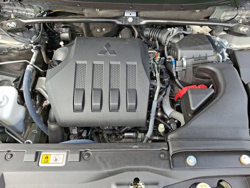Used 2024 Mitsubishi Eclipse Cross AWD image 28